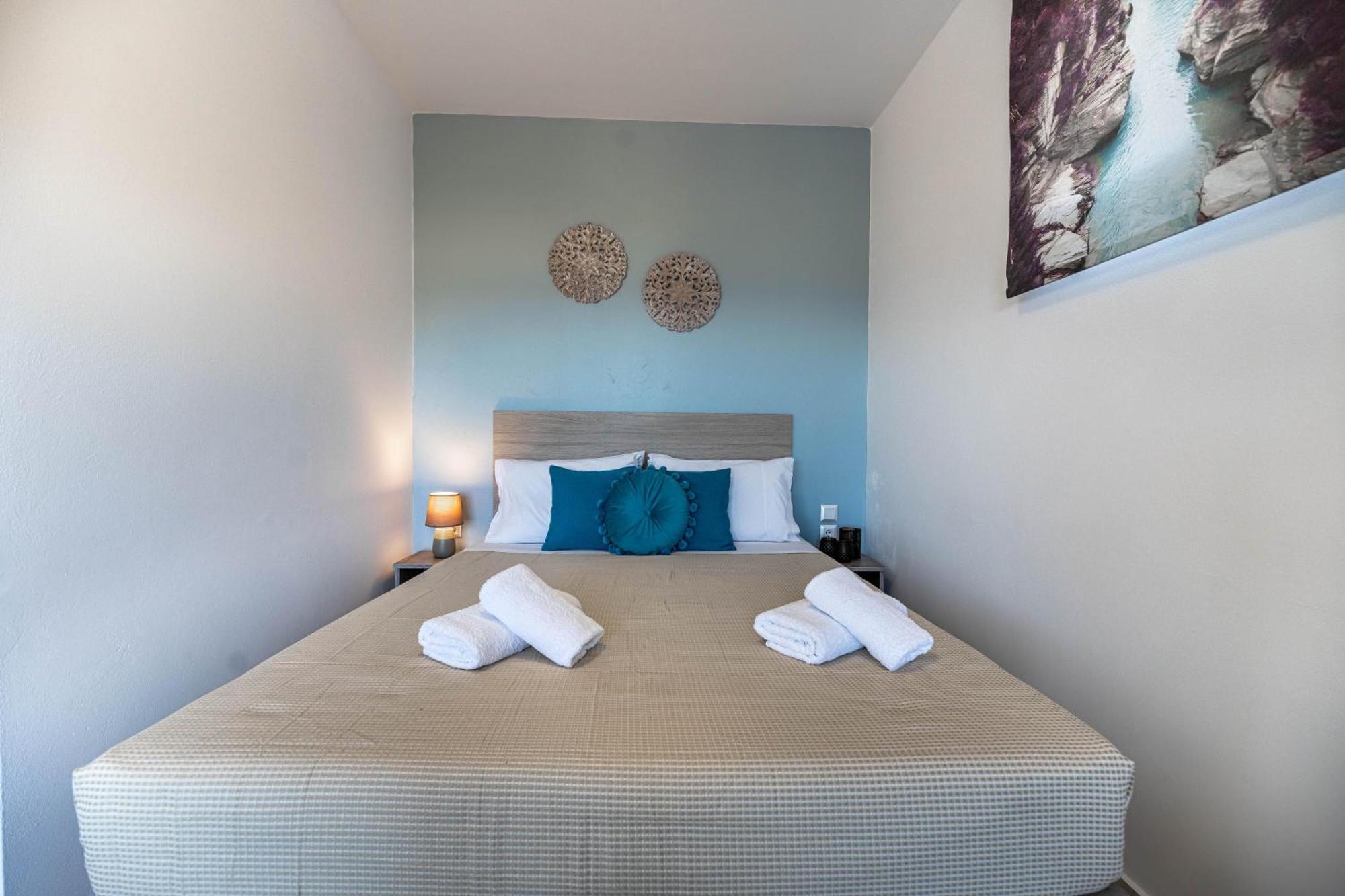 Aperanto Galazio Apartment อาร์คานเยโลส ภายนอก รูปภาพ