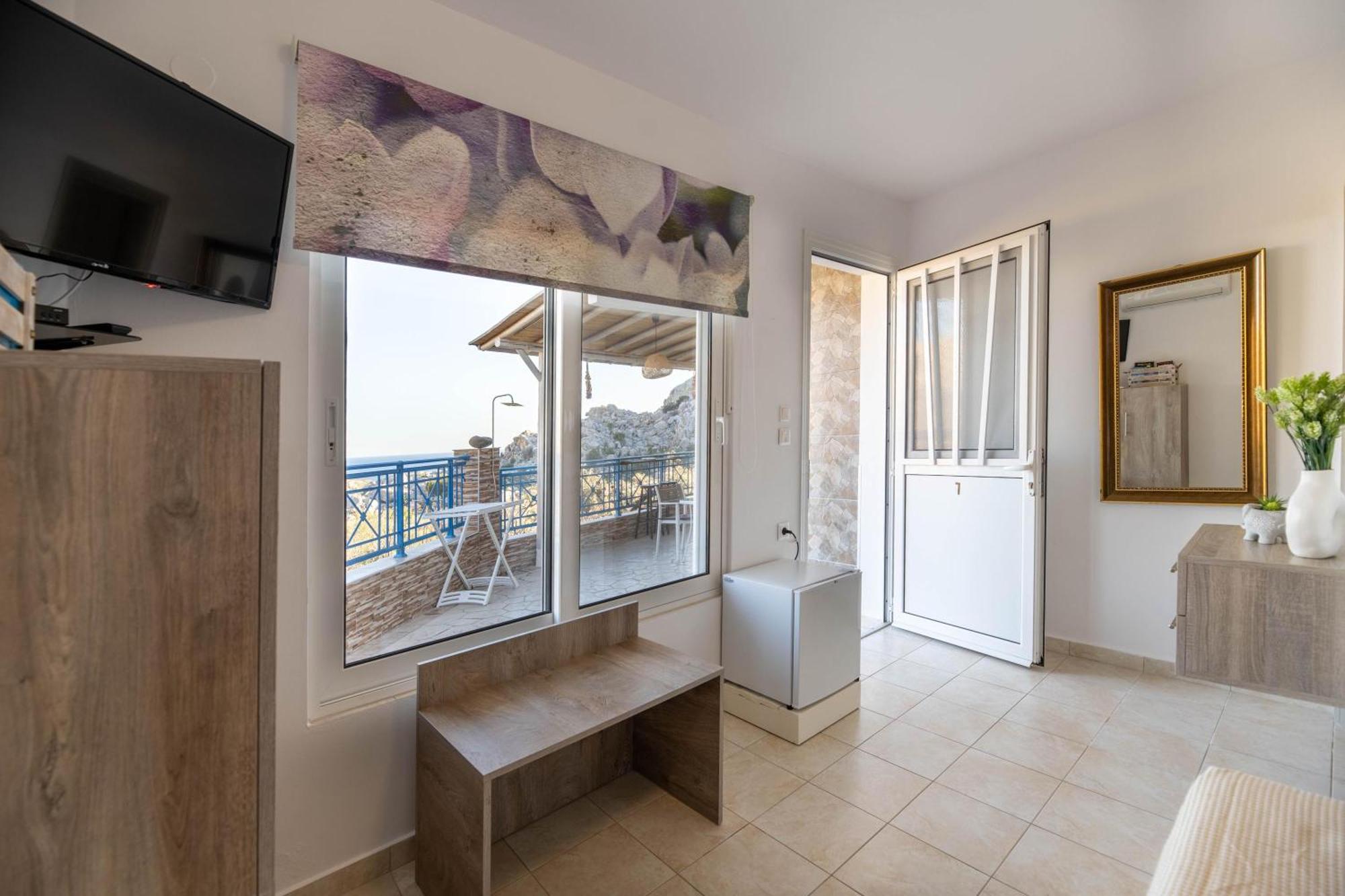 Aperanto Galazio Apartment อาร์คานเยโลส ภายนอก รูปภาพ
